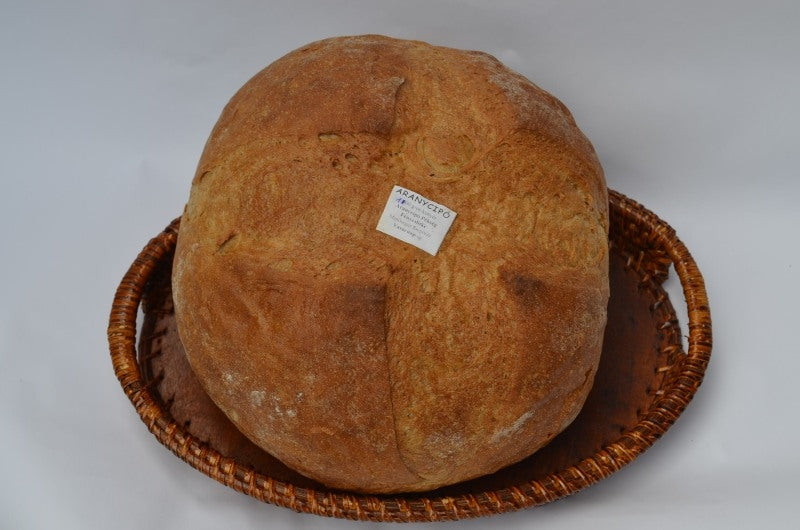 Aranycipó kenyér -1 kg-os -egész