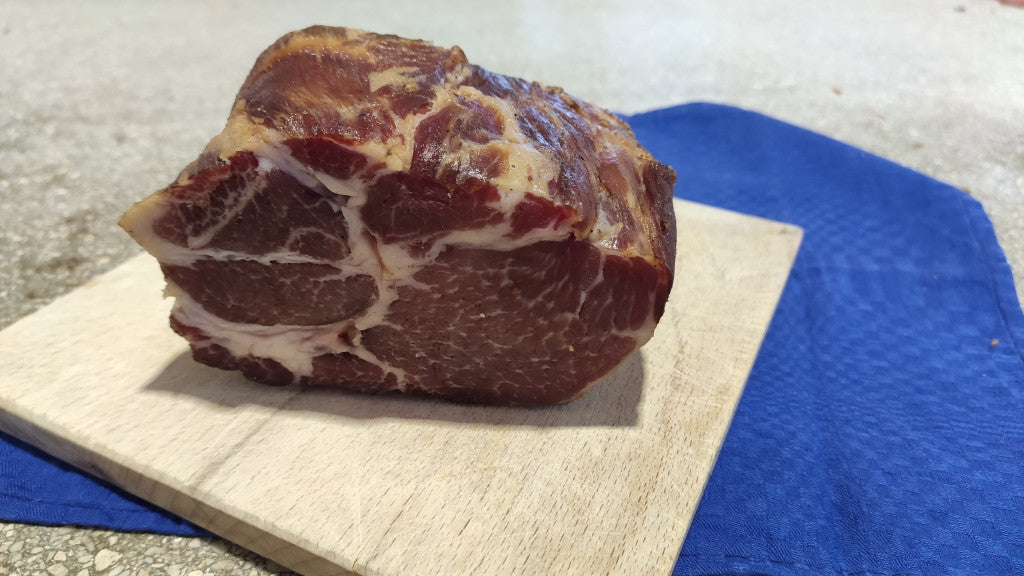 Füstölt tarja -darabolt